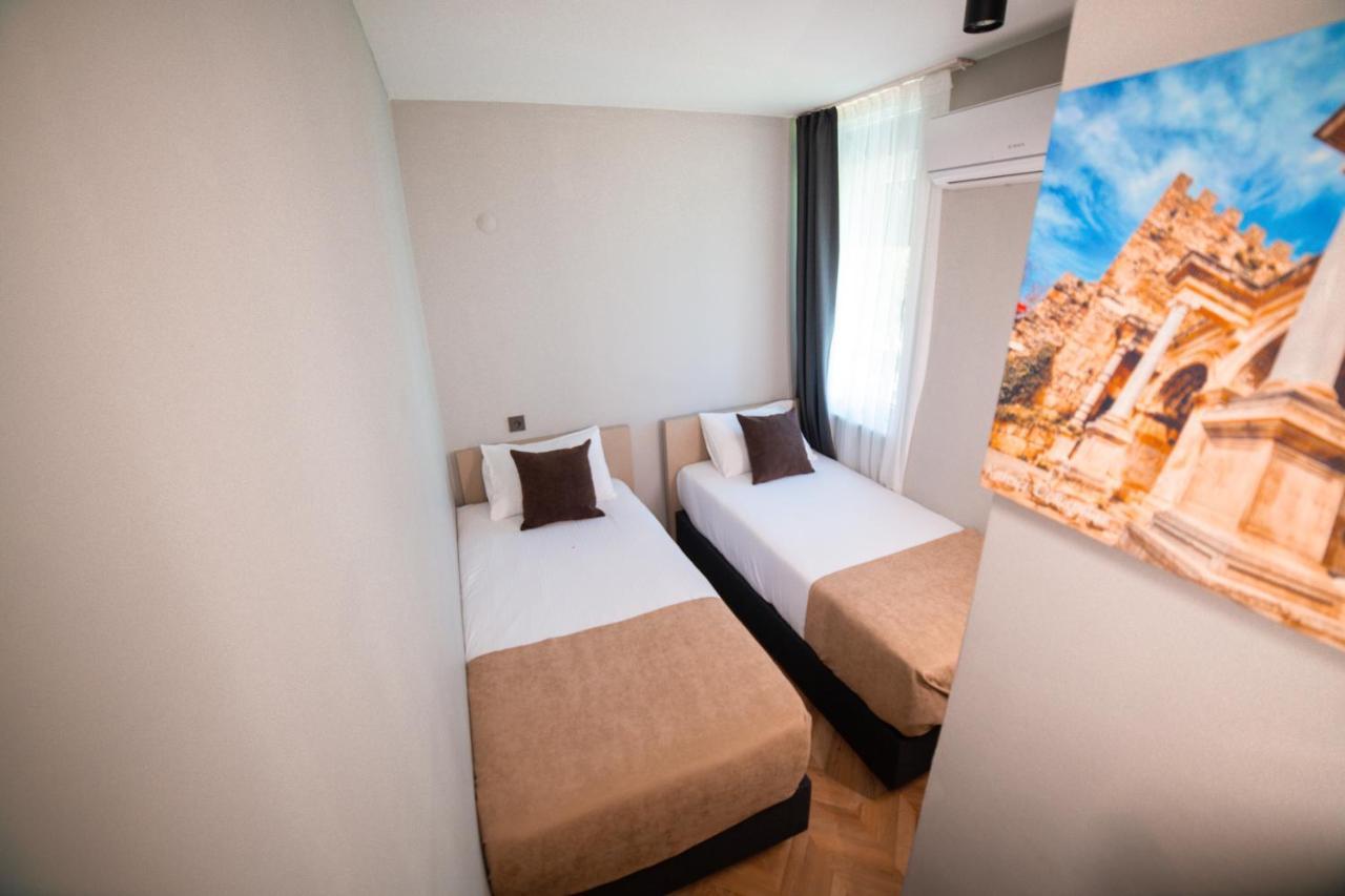 Moon Suites Antalia Esterno foto